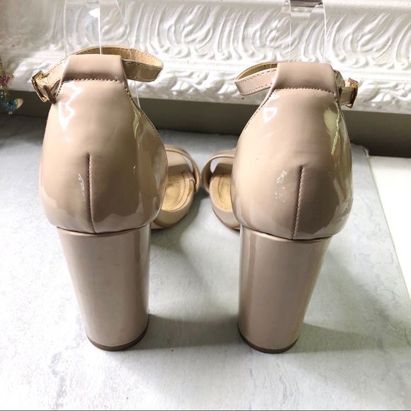 Heart in D nude block heel sandals - Picture 5 of 9